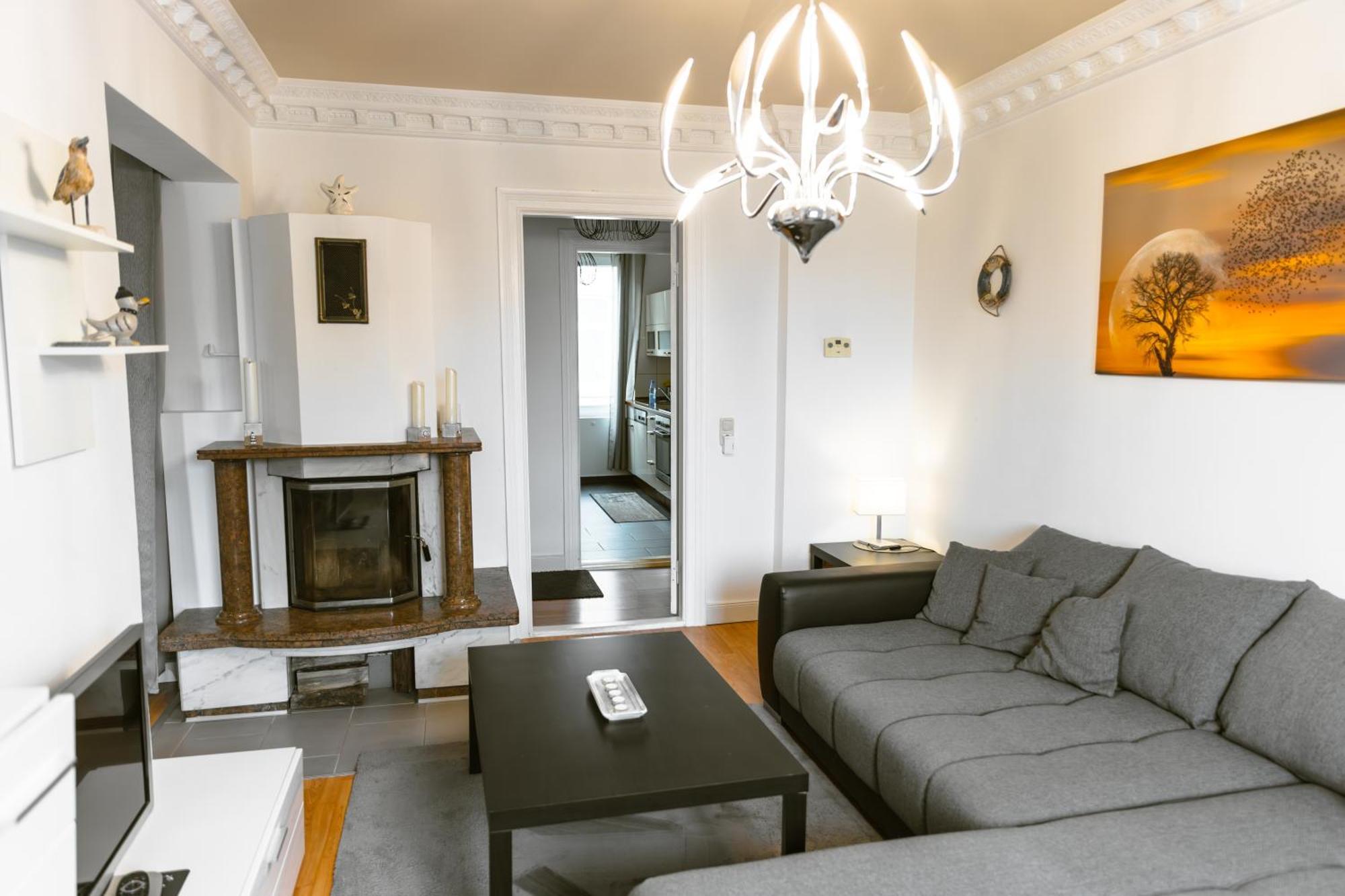 Exklusives Apartment Im Historischen Wohnhaus Mit Kamin, Bad & Viel Platz Bremerhaven Extérieur photo